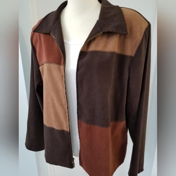 Microsuede Block Pattern Jacket - Picture 4 of 8